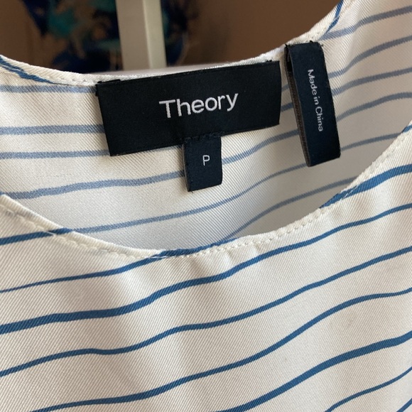 Theory silk top - BNWOT- Petite - Picture 2 of 3